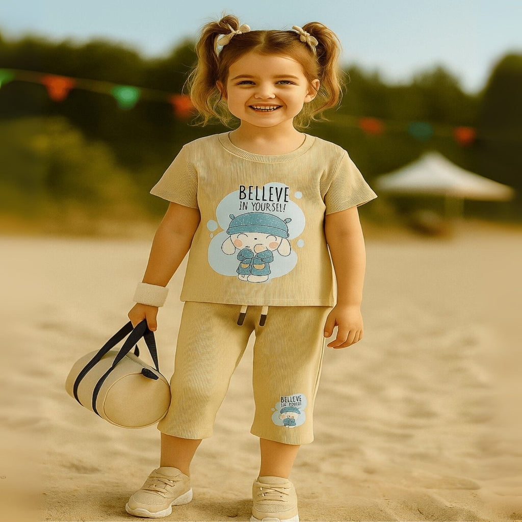 Girls Graphic Ribbed Tee & Capri Set